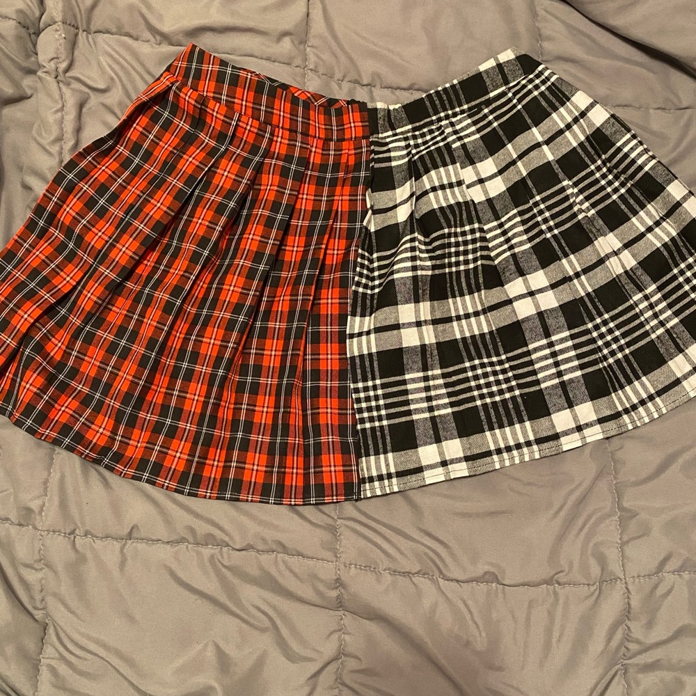 Pleated skirt, size XL from SHEIN.